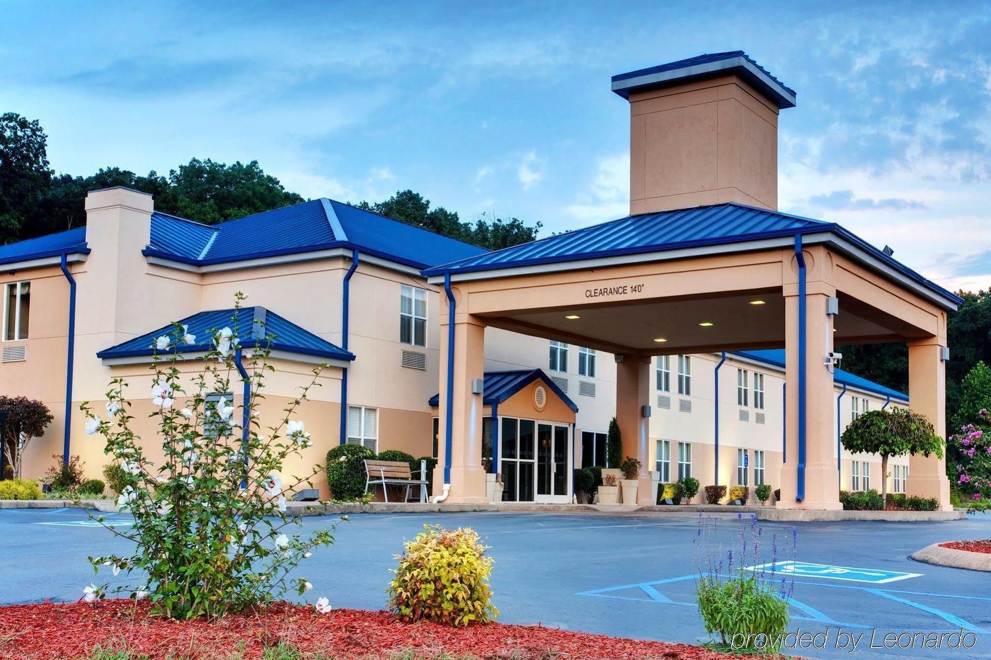 Holiday Inn Express Hurricane Mills Waverly By Ihg Kültér fotó