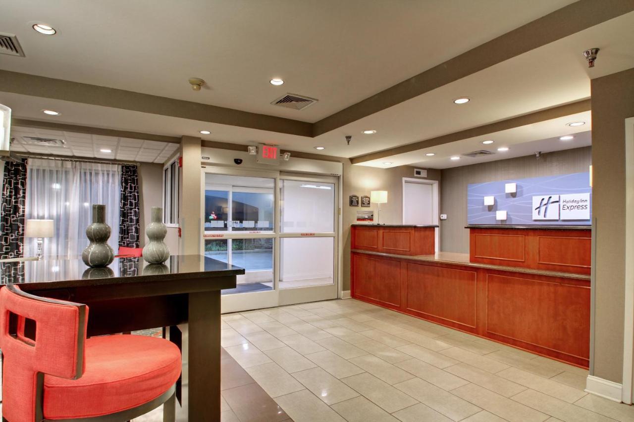 Holiday Inn Express Hurricane Mills Waverly By Ihg Kültér fotó
