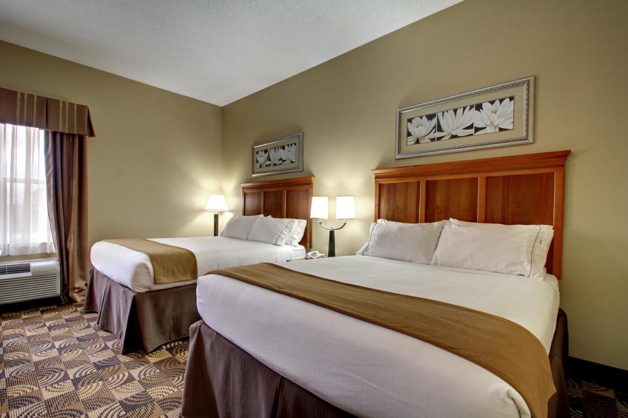 Holiday Inn Express Hurricane Mills Waverly By Ihg Kültér fotó